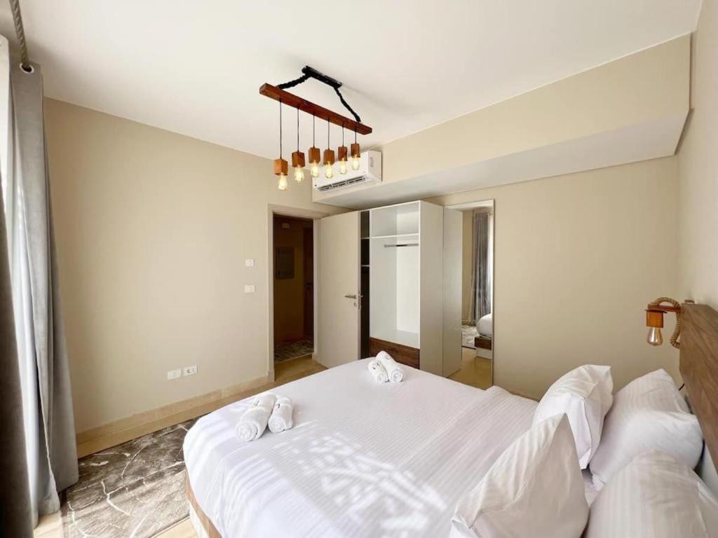 Luxury 5 Bedrooms Sea Front Hurghada