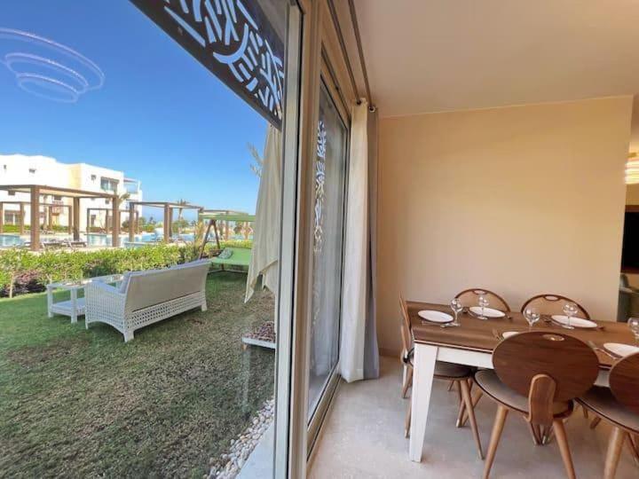 Luxury 5 Bedrooms Sea Front * Hurghada